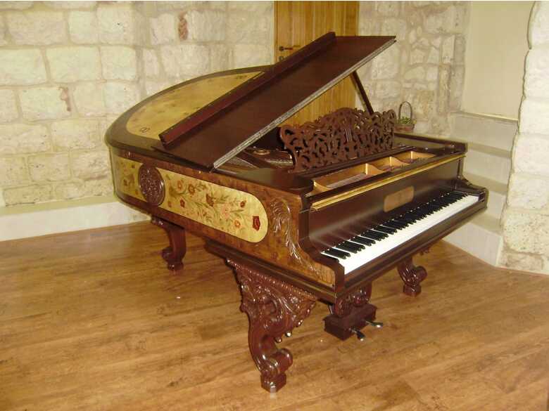 Steinway & Sons Historical Model from 1887