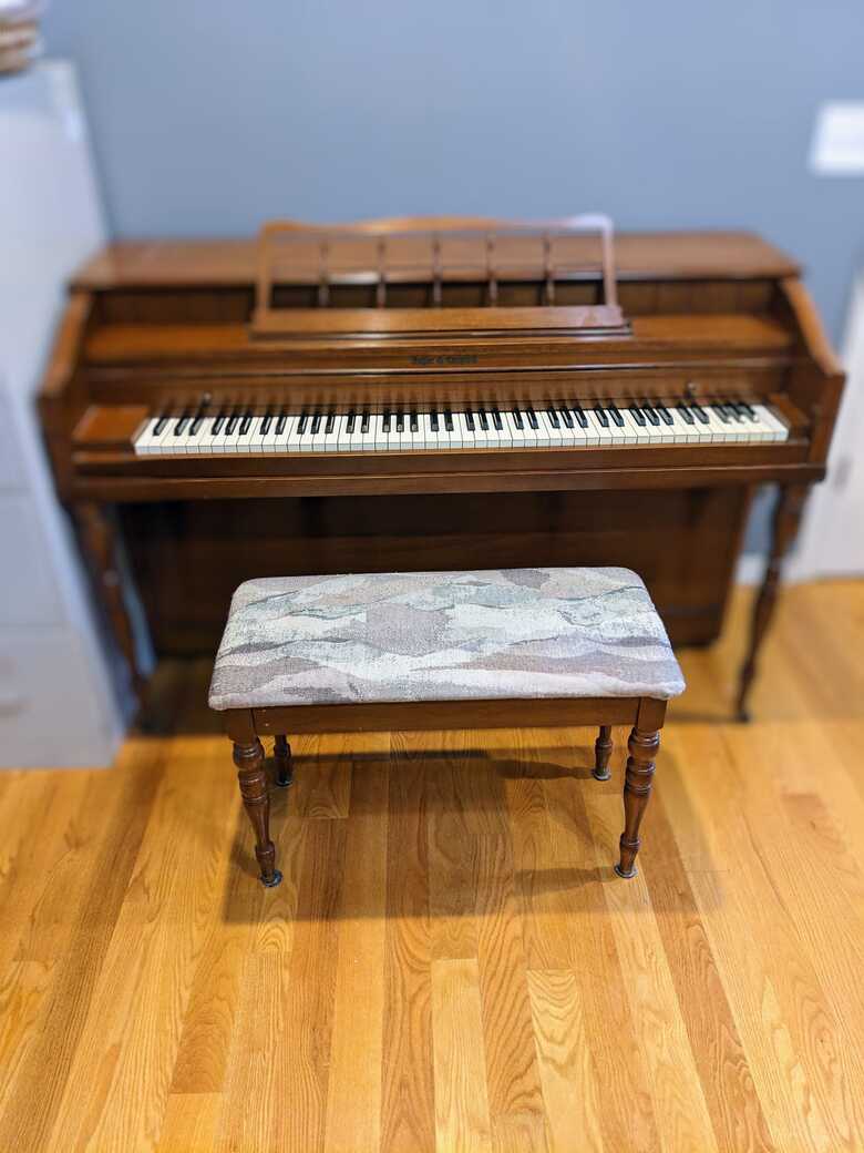Upright Piano, Kohler and Campbell, Portable, In tune, Stool