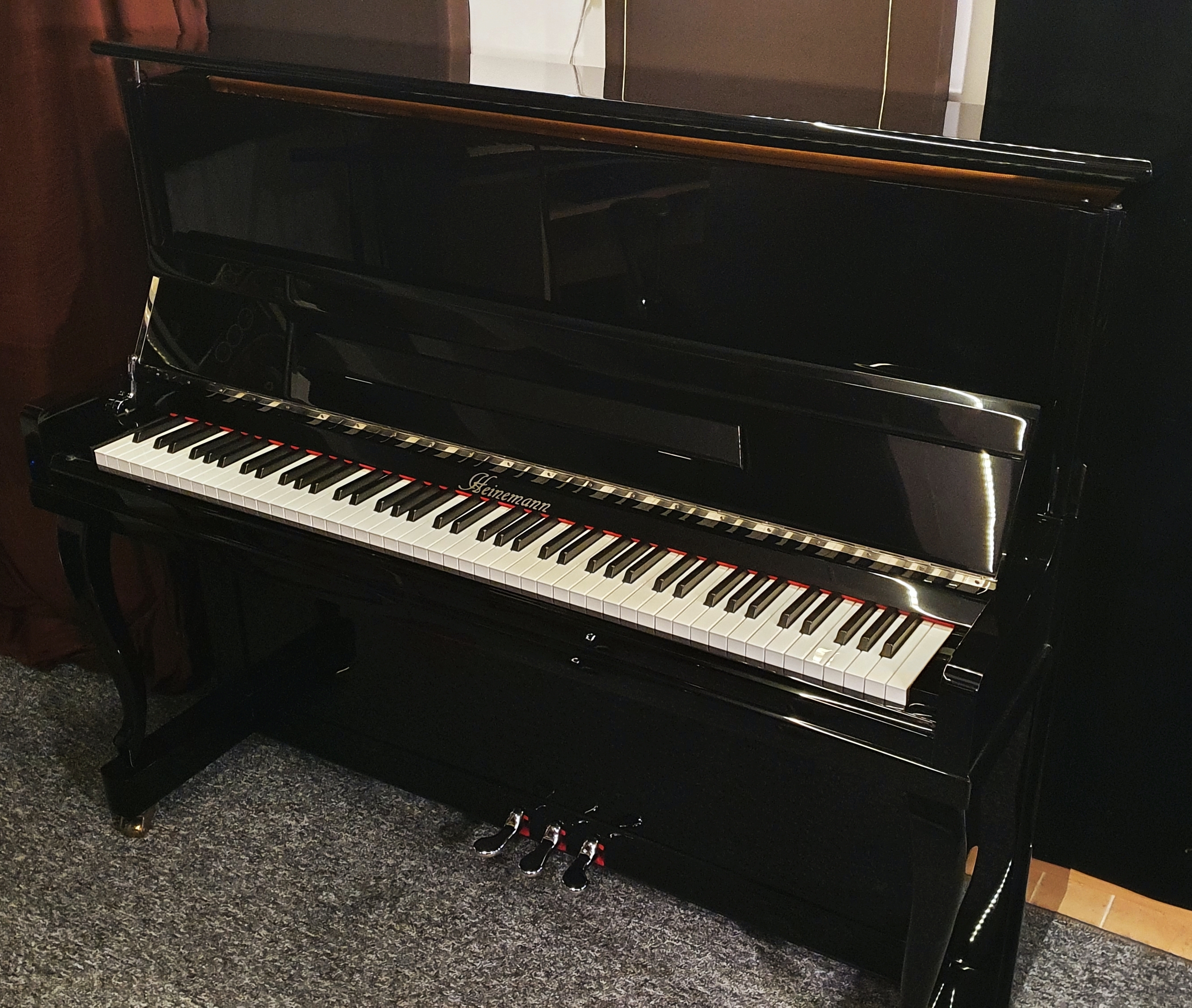 Brand New Heinemann Upright Acoustic Piano 47"