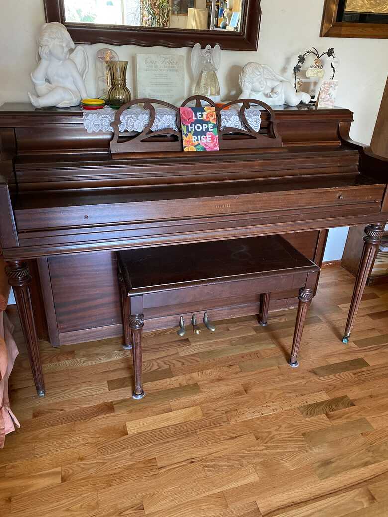 Loved piano of a parent who has passed