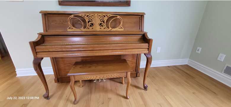 Baldwin 5057 Upright Oak limited edition