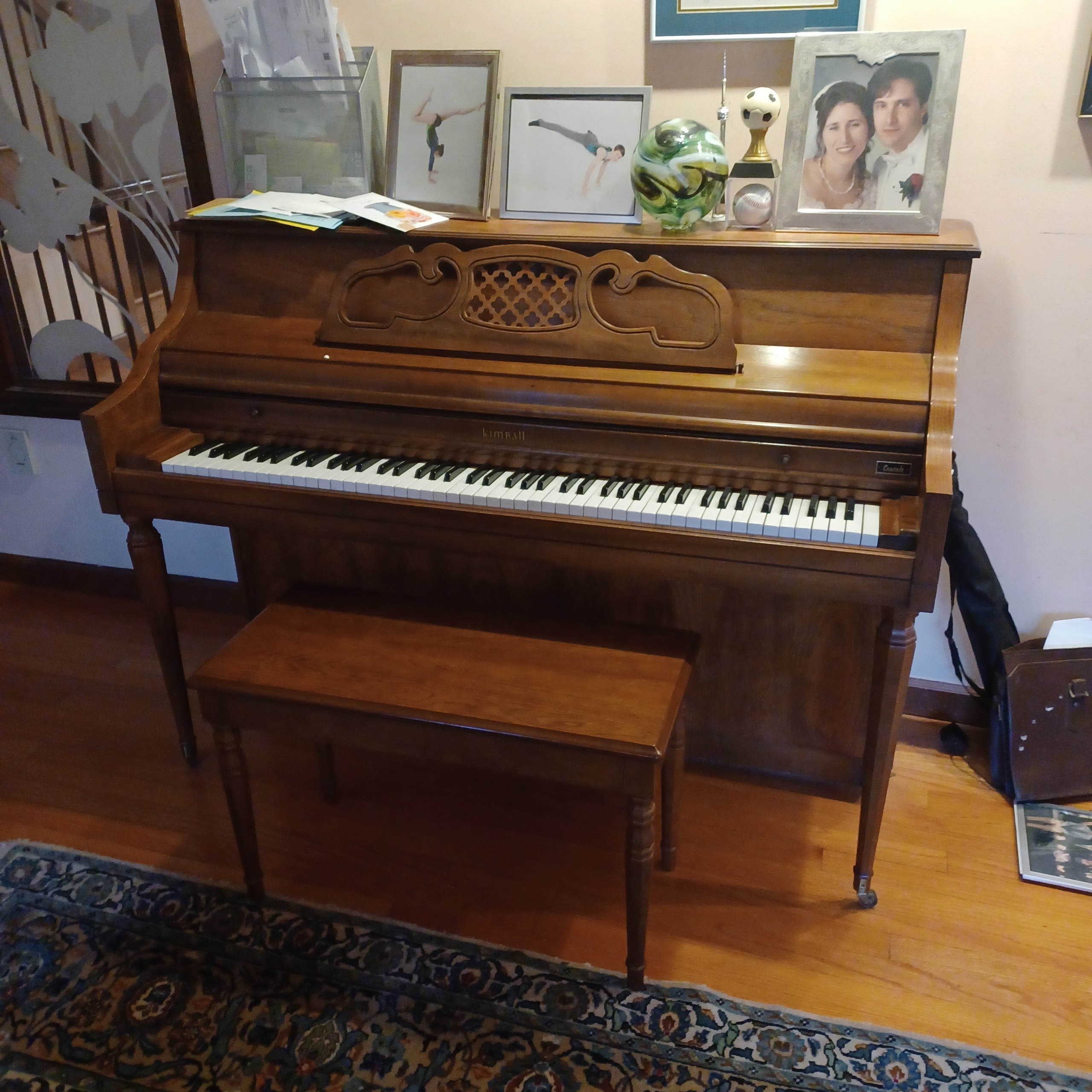 Kimball upright in excellent condition