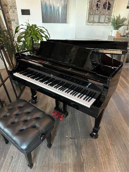 2016 Steinway M Grand Piano