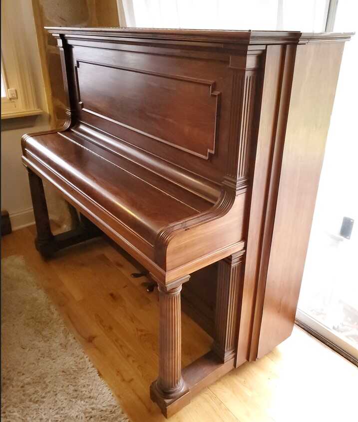 Steinway and Sons Upright, beautiful and classsic!