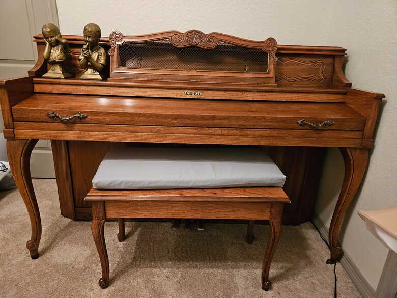 Memory maker Baldwin piano