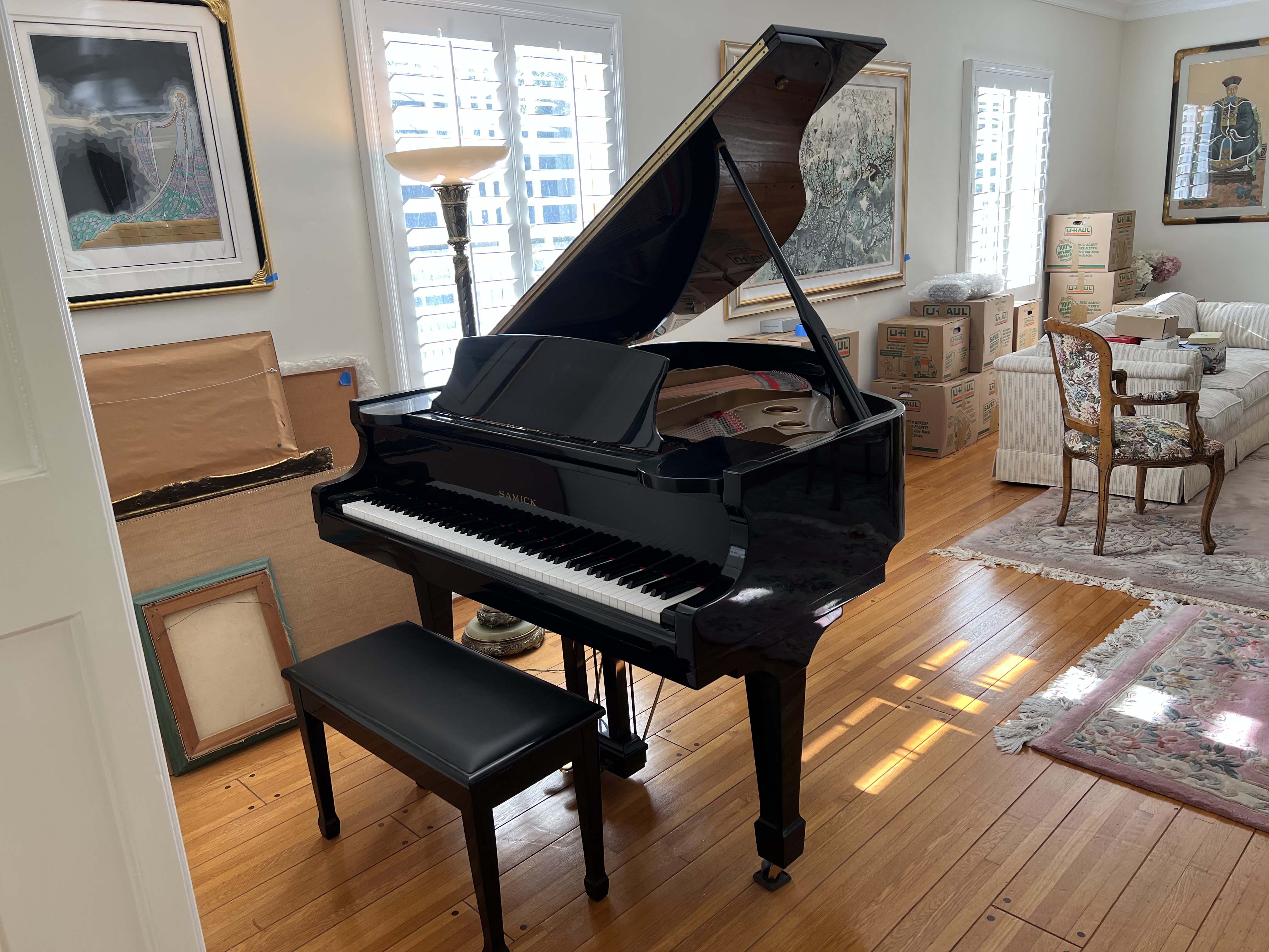 Elegant Samick SG-155 Piano, Pristine Condition,FreeDelivery