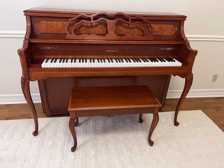 2009 Yamaha Cherrywood Piano by Original Owner