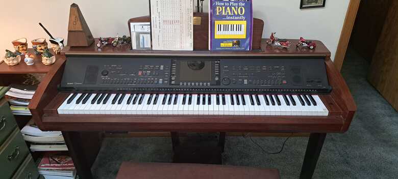 Clavinova piano / organ