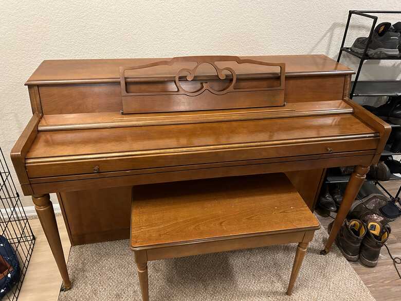 Simple But Beautiful 1970s Spinet