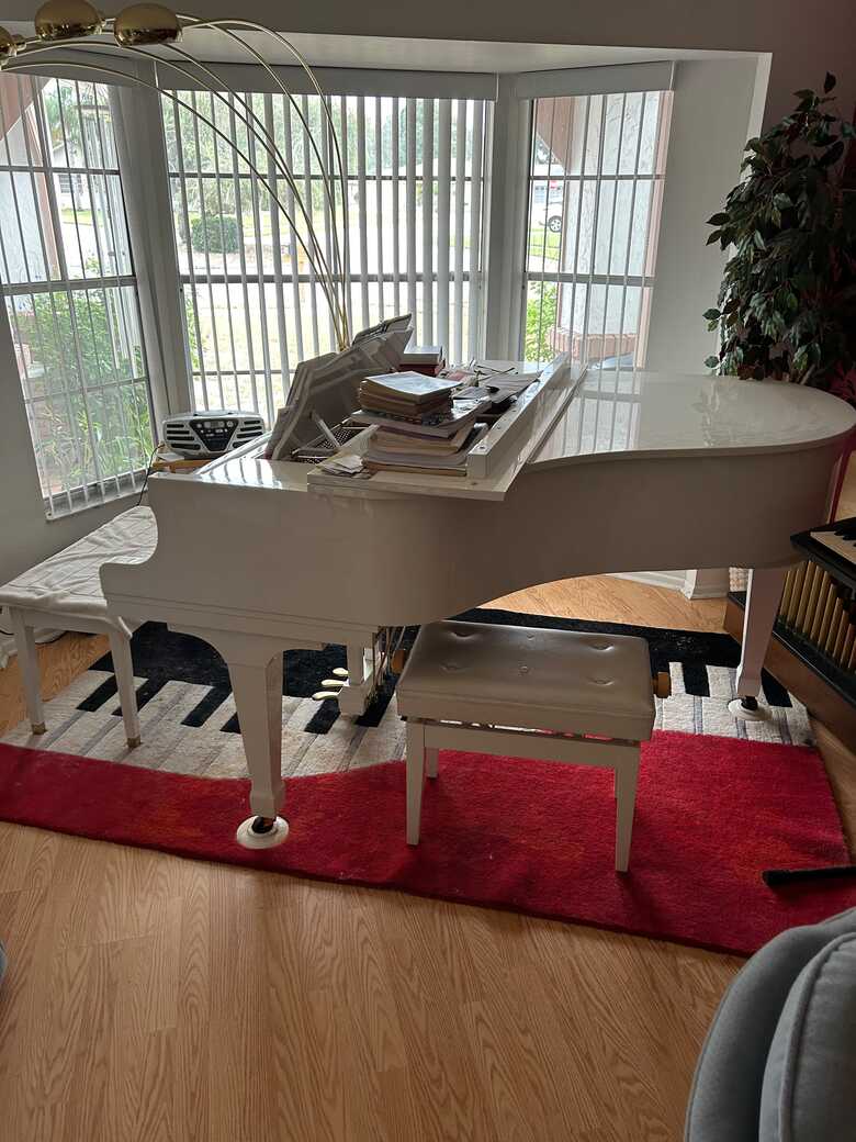Kawai White Grand Piano for sale 