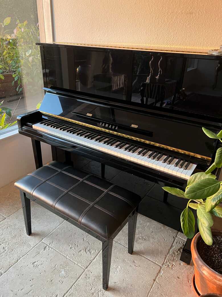 Yamaha 'Super U3' (U30BL) 52'' Premium Upright Piano