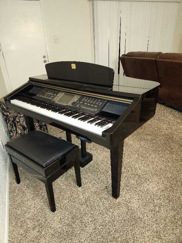 Baby Grand Piano  in Eexcellent Condition 