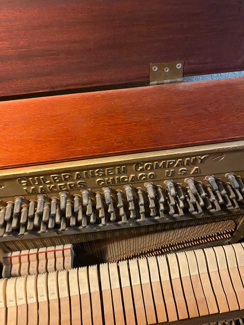 A perfect conditioned Piano