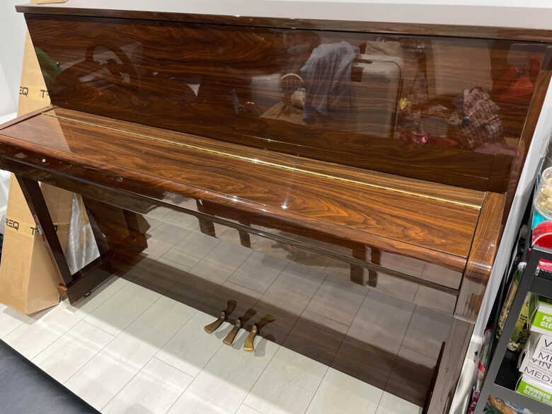 Selling Yamaha Upright Piano