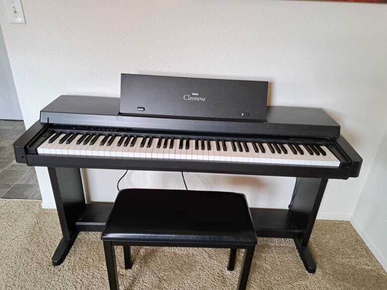 Yamaha Clavinova Digital Piano 