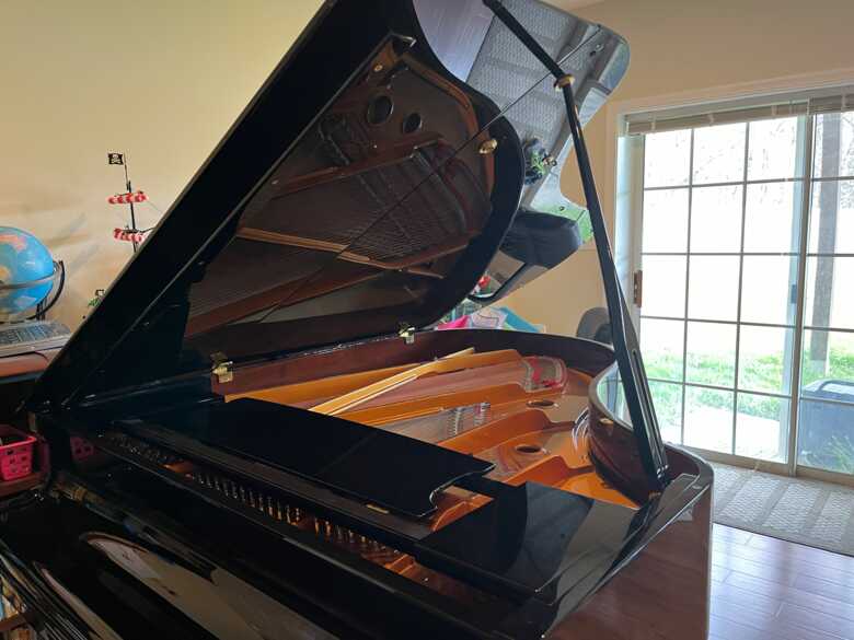 Beautiful almost new Grand Piano For Sale-New price!