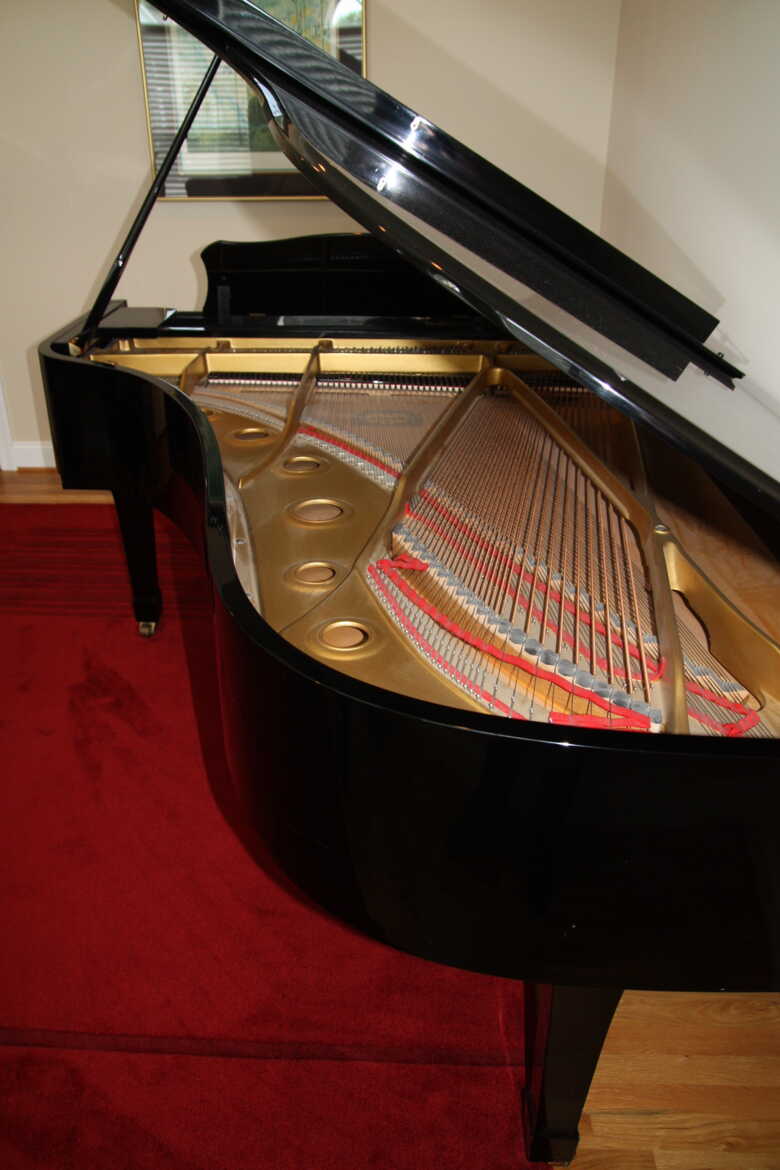 Beautiful 1986 Yamaha C7 Grand Piano