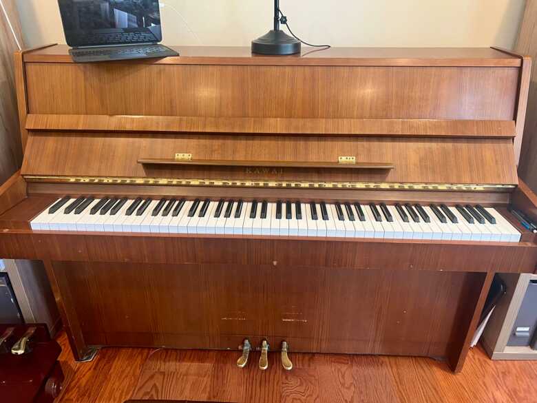 Kawai CE-7N Mahogany Continental Upright Piano