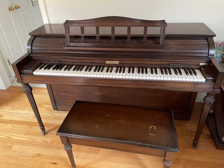 Piano in Great condition!