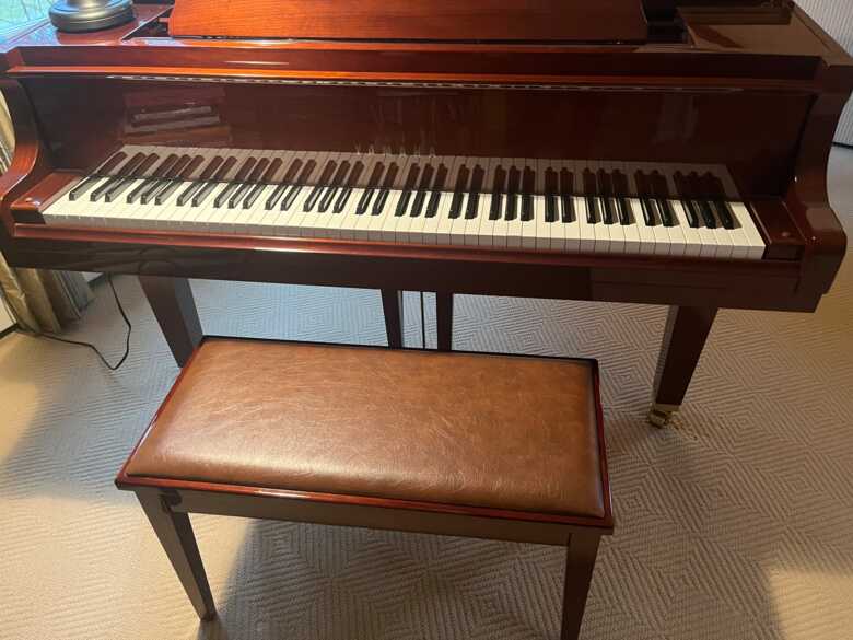 Mint Condition Yahama GB1 Baby Grand Piano