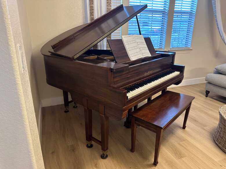 Good Condition Chas M Stieff Baby Grand