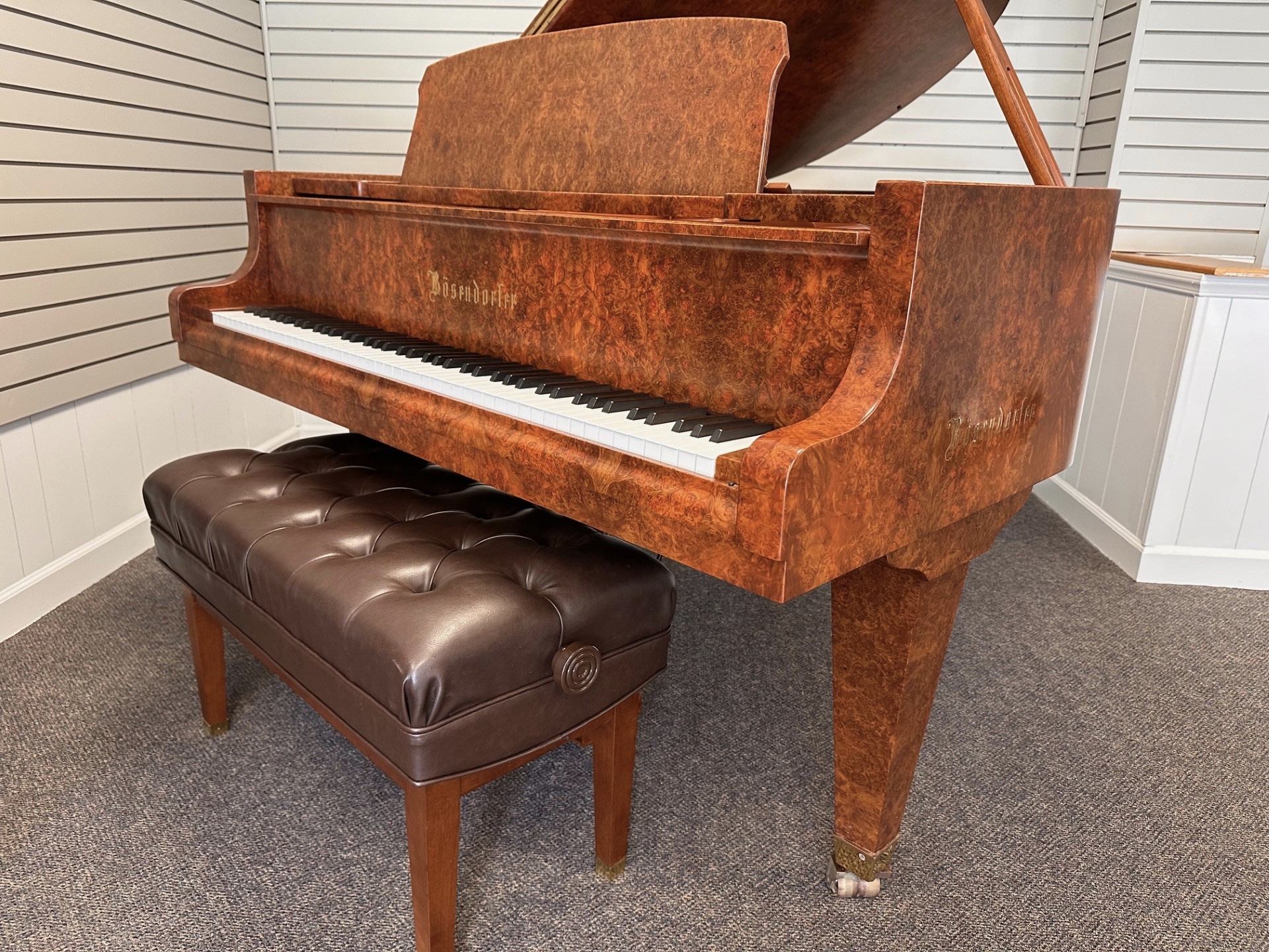 BÖSENDORFER 200