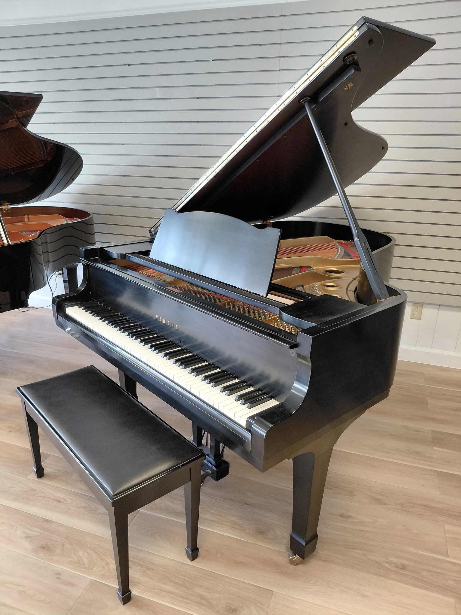 Yamaha G3 Ebony Satin
