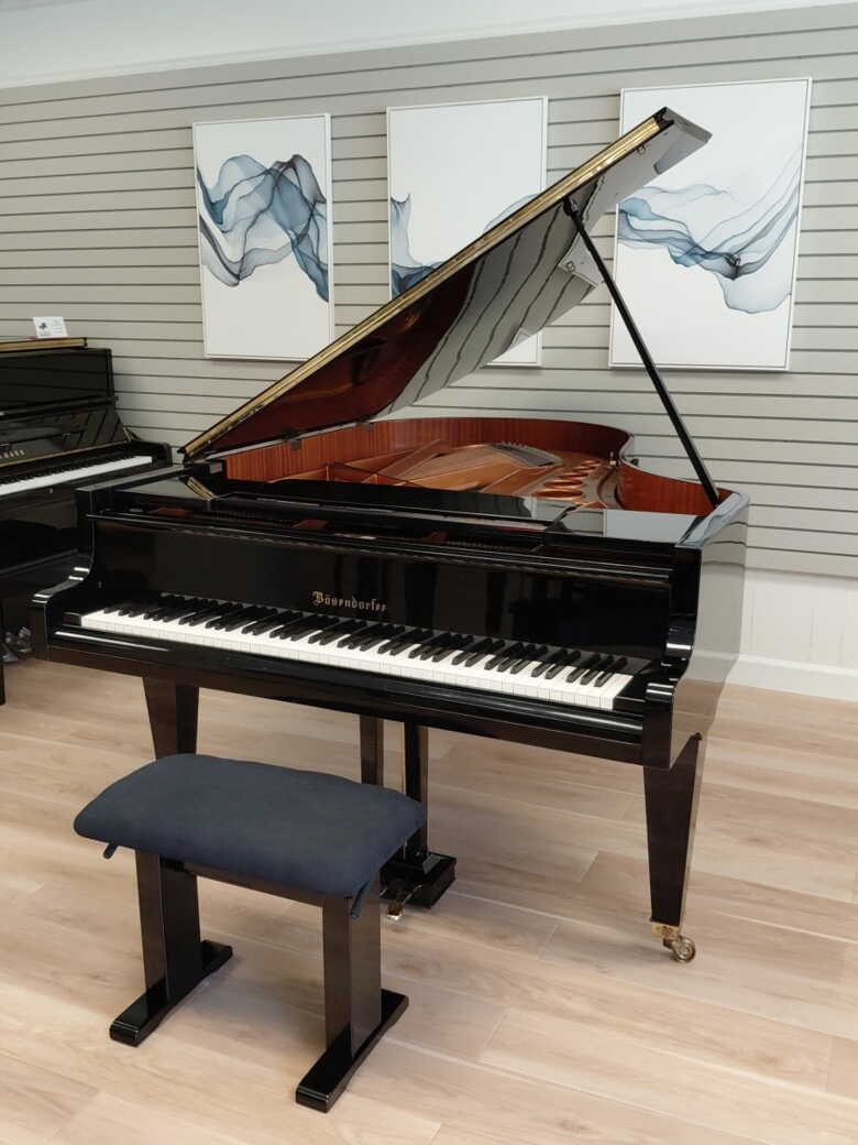 Bösendorfer Model 200 Ebony Polish