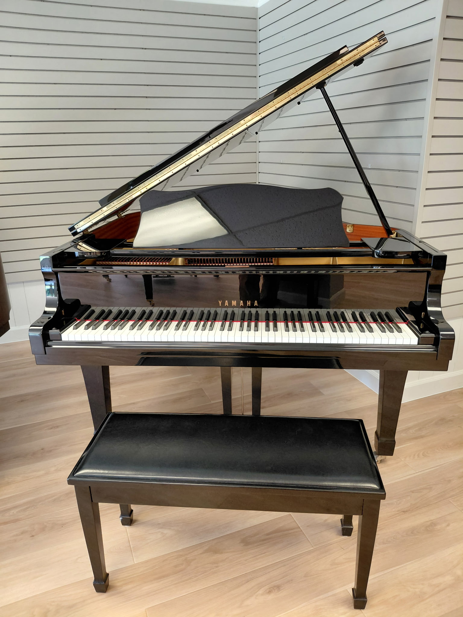 Yamaha G1 Baby Grand