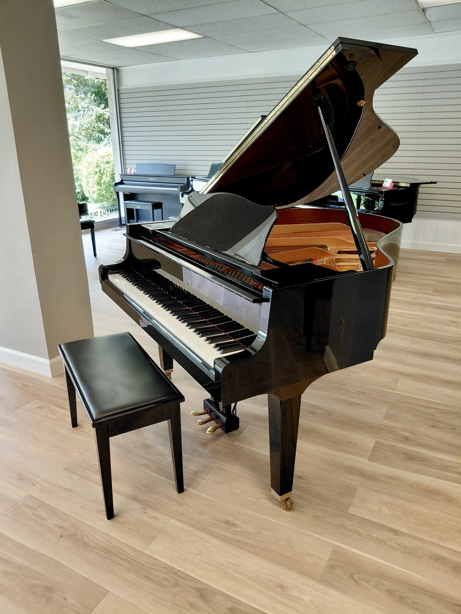 Yamaha GH1 Baby Grand 