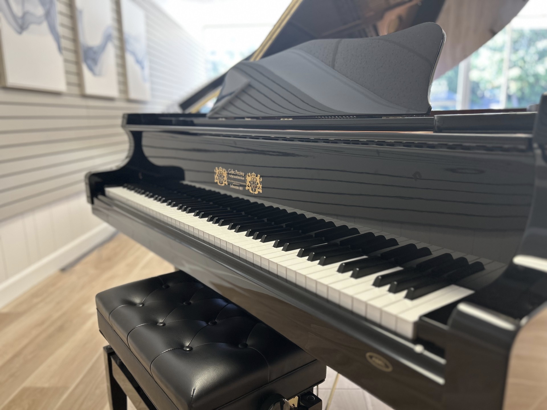 Perzina T-188 Grand Piano 