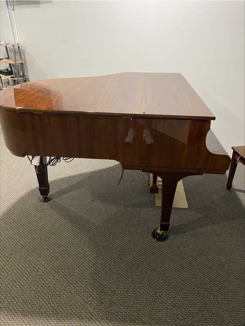 Previously owned Great Sounding G-157 Baby Grand