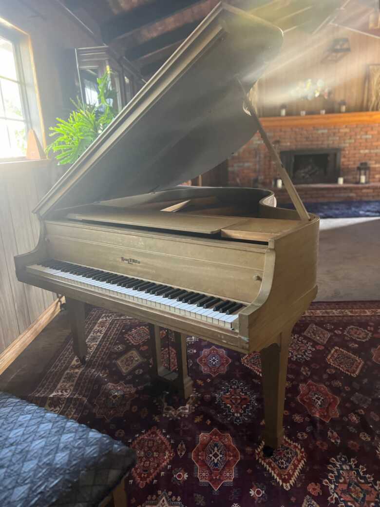 100yr old perfect condition Baby Grand 