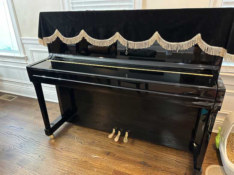 2018 Kawai K300 piano like new