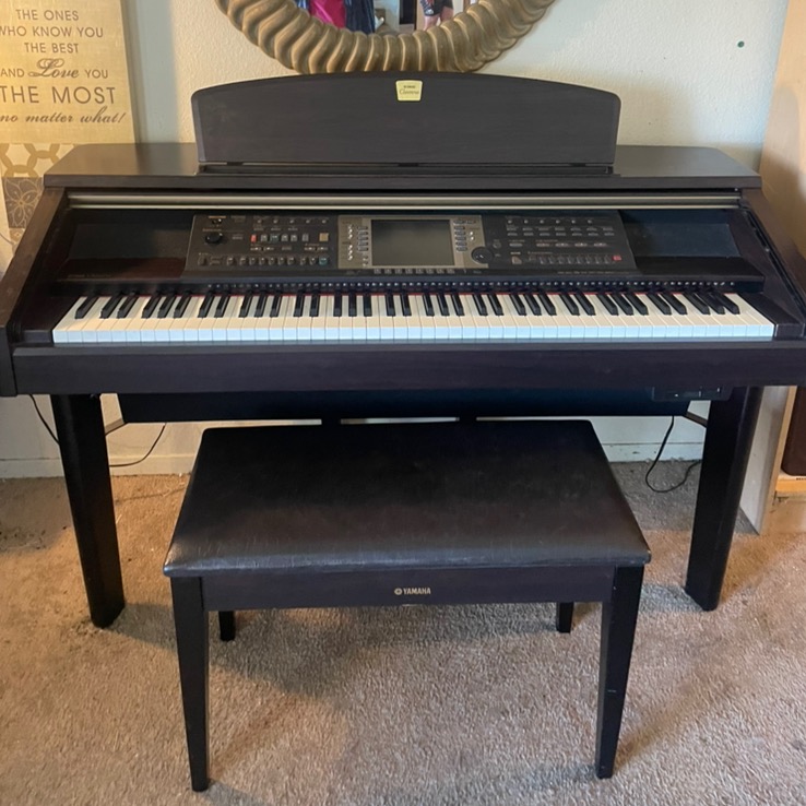 Yamaha Clavinova Versatile Piano CVP 208