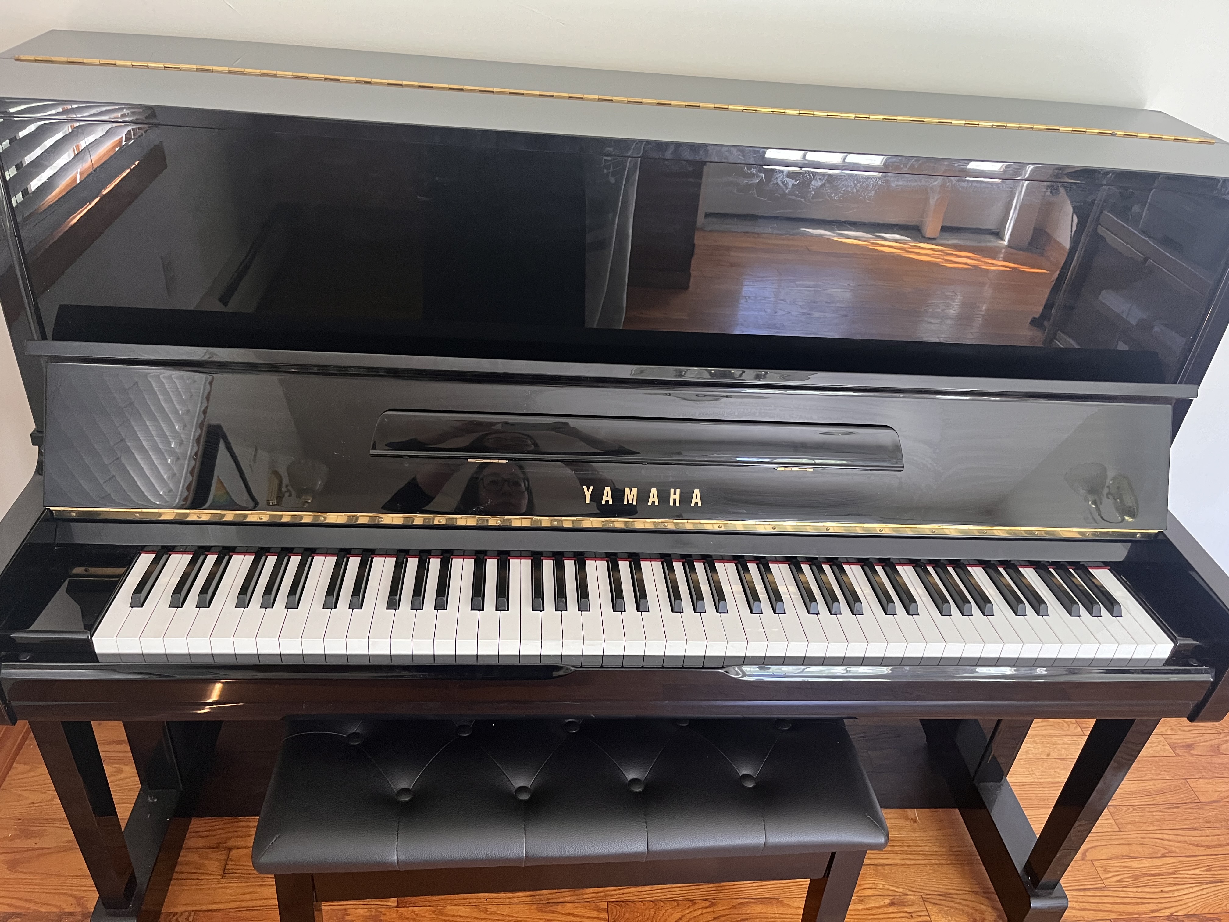 Yamaha U100