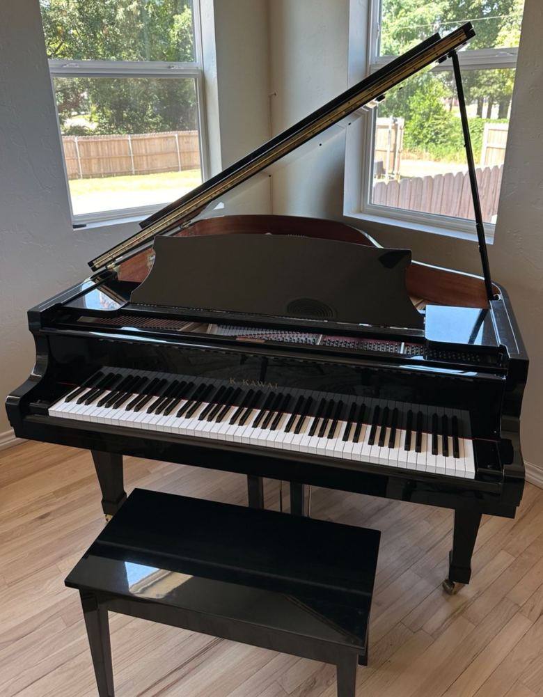 Beautifully Maintained KG-2A Kawai: Quick-sell Price