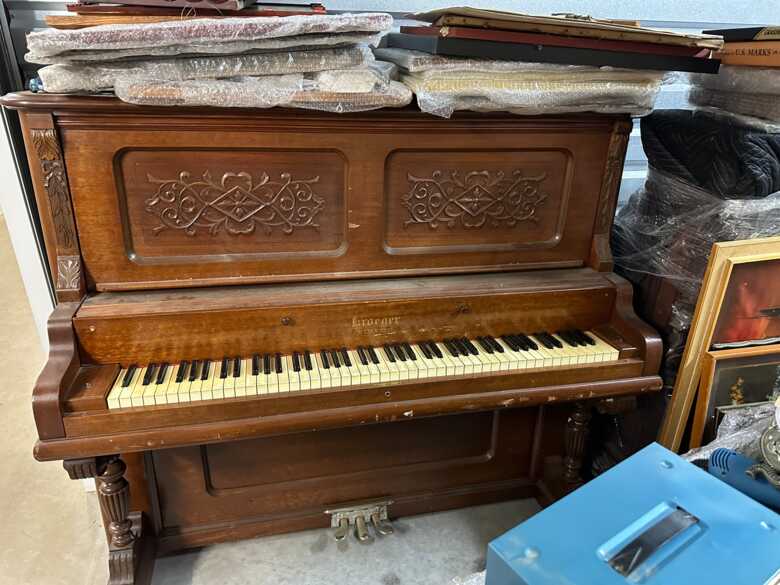 Antique Kroeger Mahogany piano in good shape sounds great