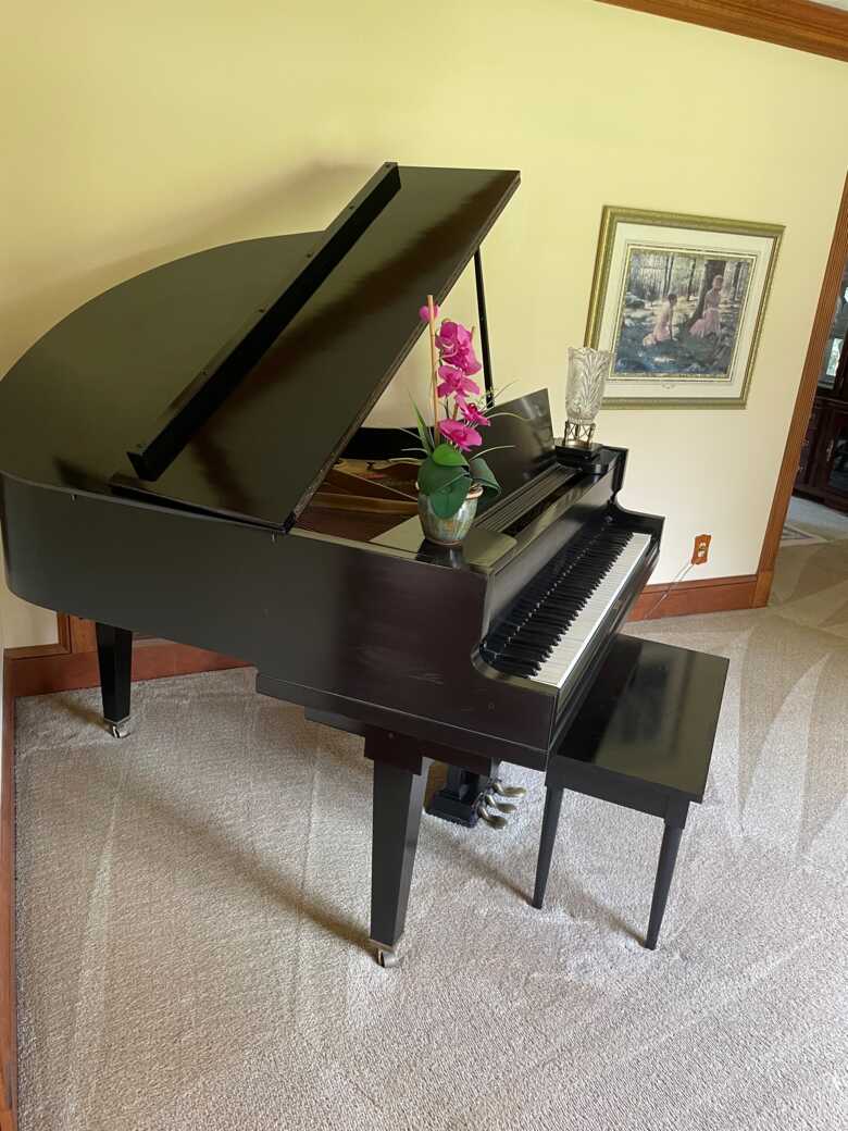 1924 Vose & Sons Baby Grand