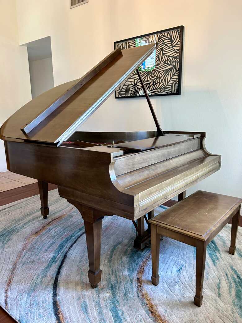 Steinway & Sons Model M Grand Piano - Walnut