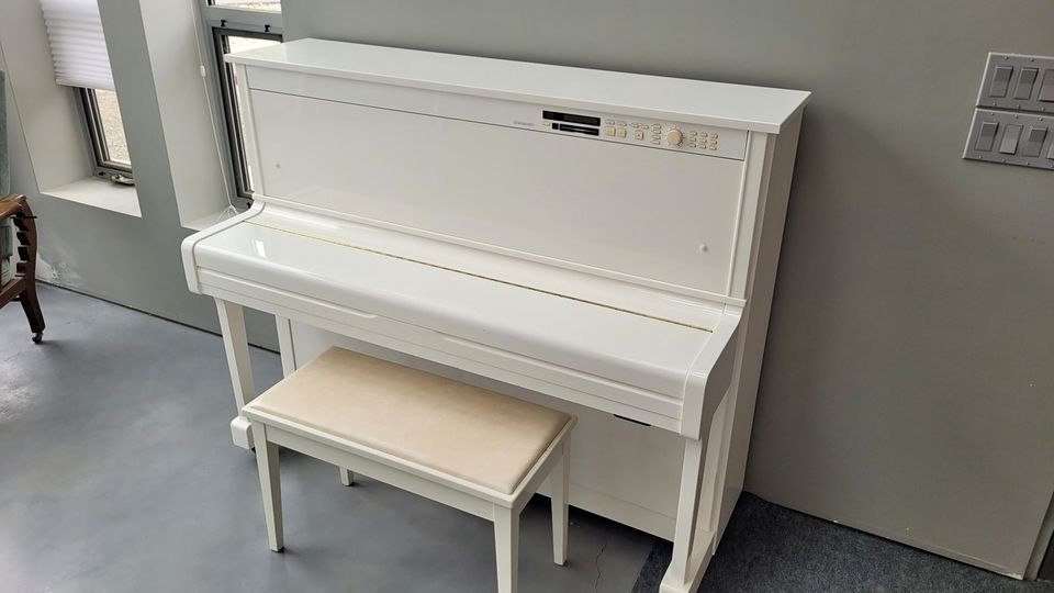 Yamaha Disklavier II with Digital Player