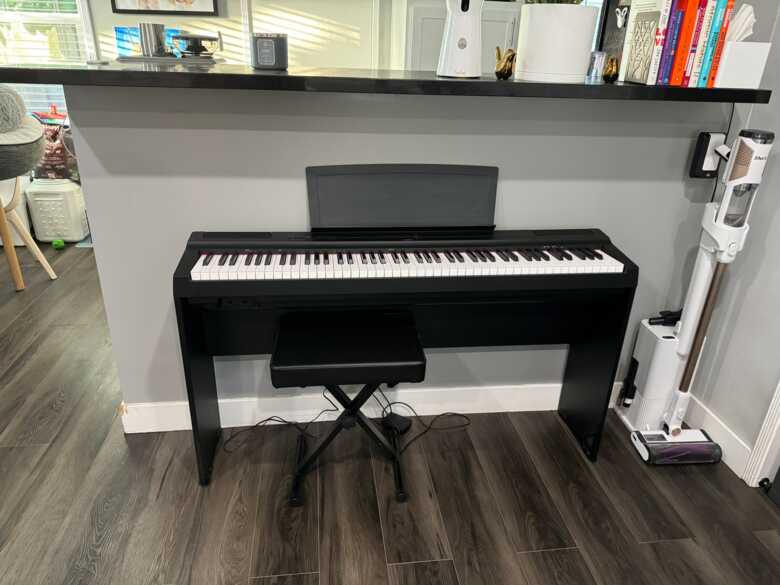 Yamaha P-125AB Digital Piano With Wooden Stand and Bench