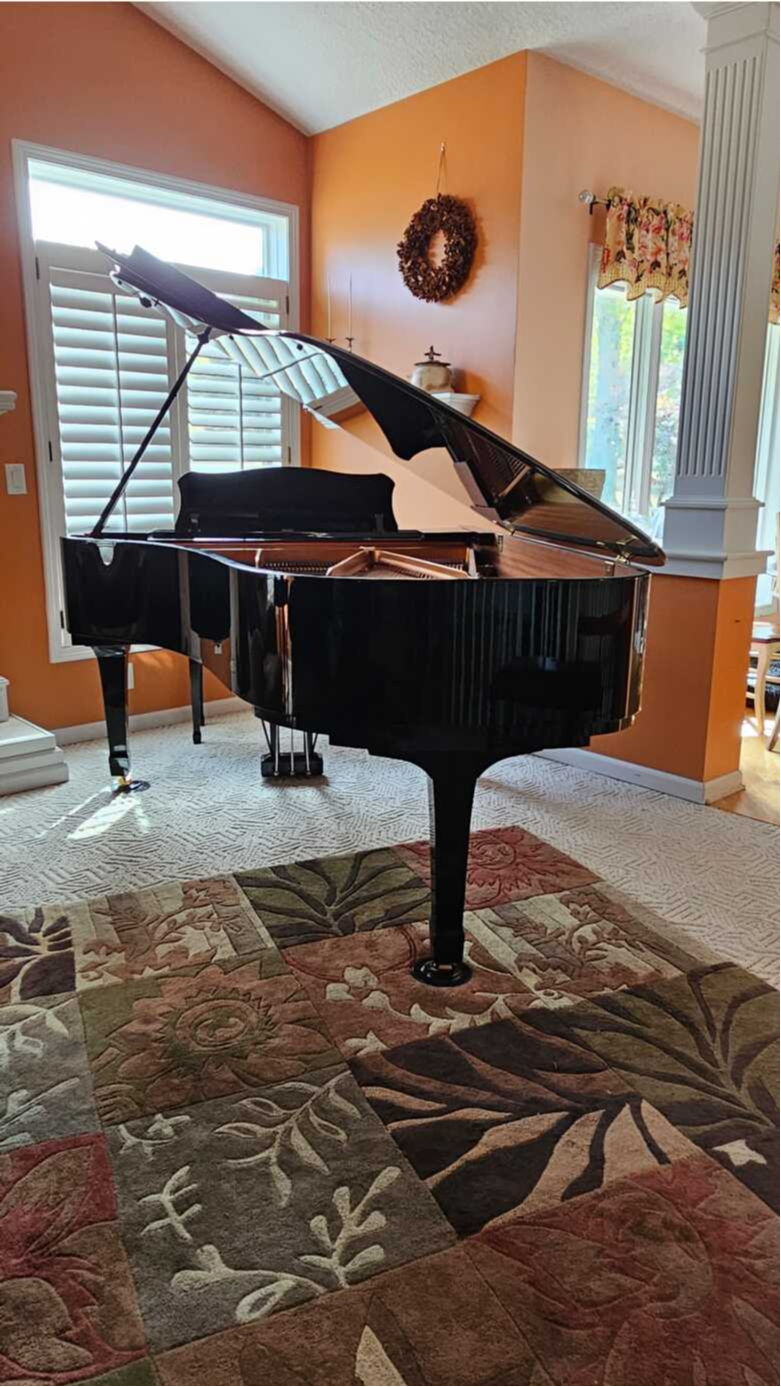 Yamaha Conservatory Series Model C6 – Amazing Condition