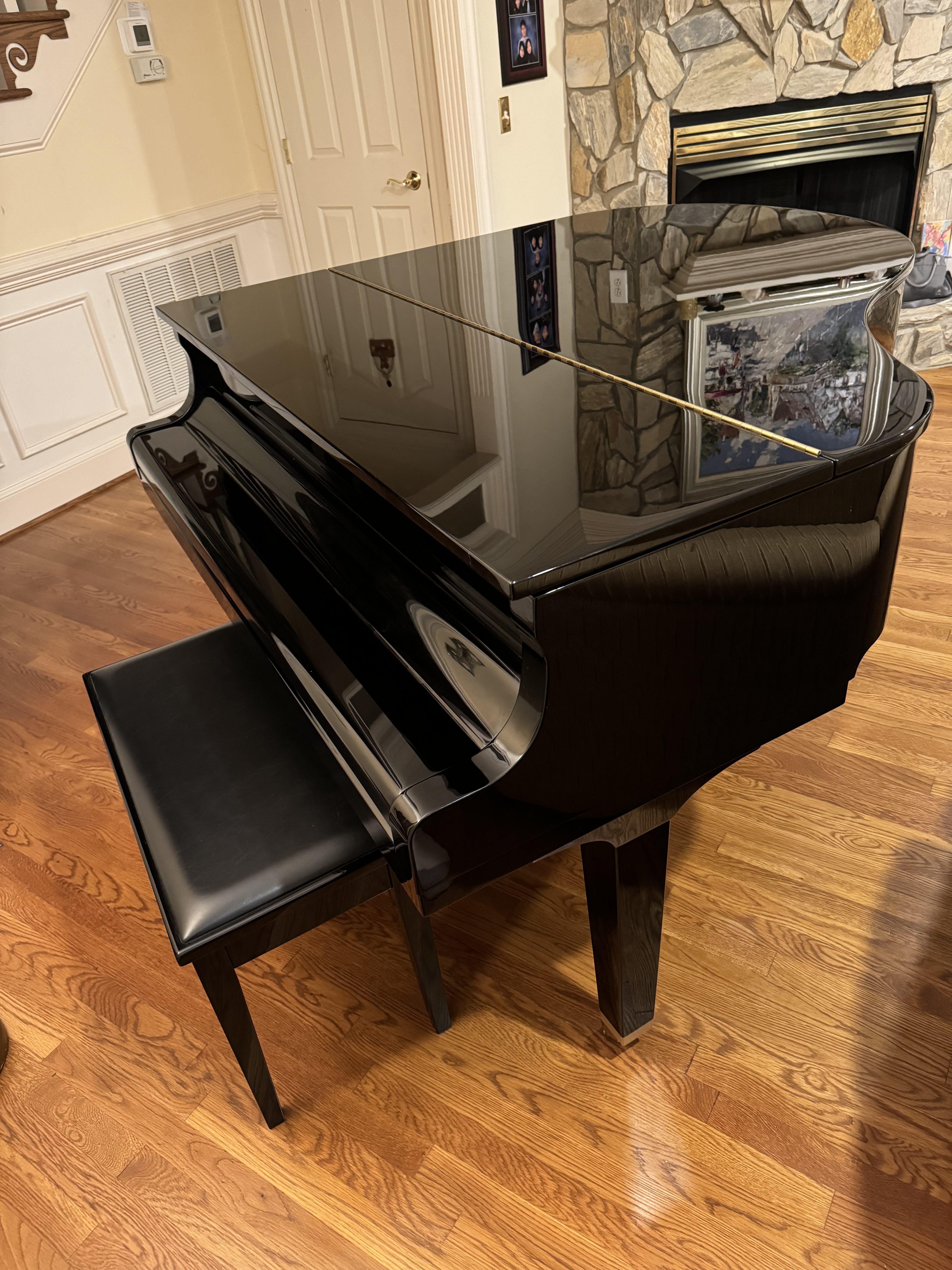 Yamaha GB1 Grand Piano + Piano Bench (Avg > $10,000 USD)