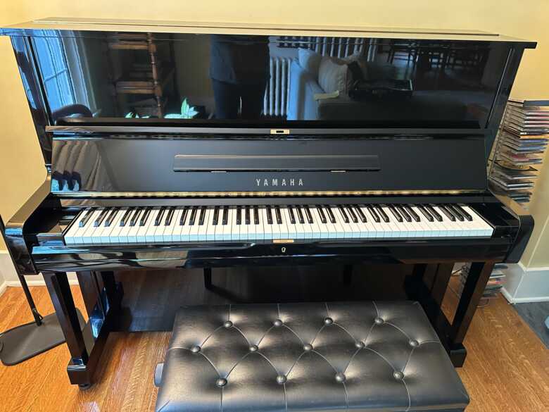 Yamaha U1 upright piano 