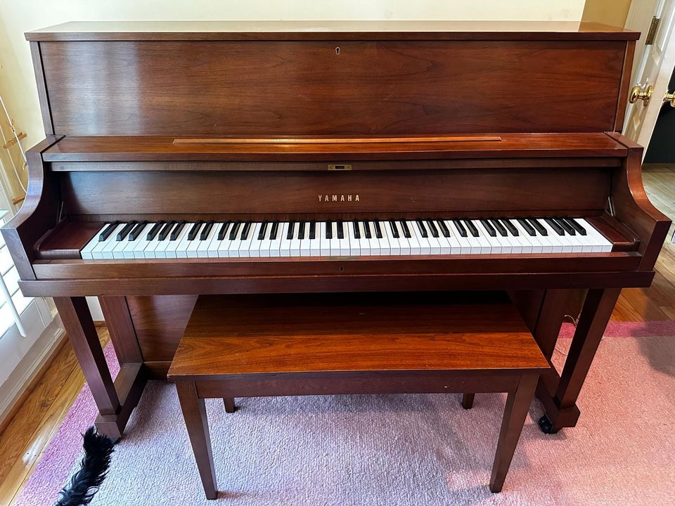 Yamaha P22 Piano in great condition!