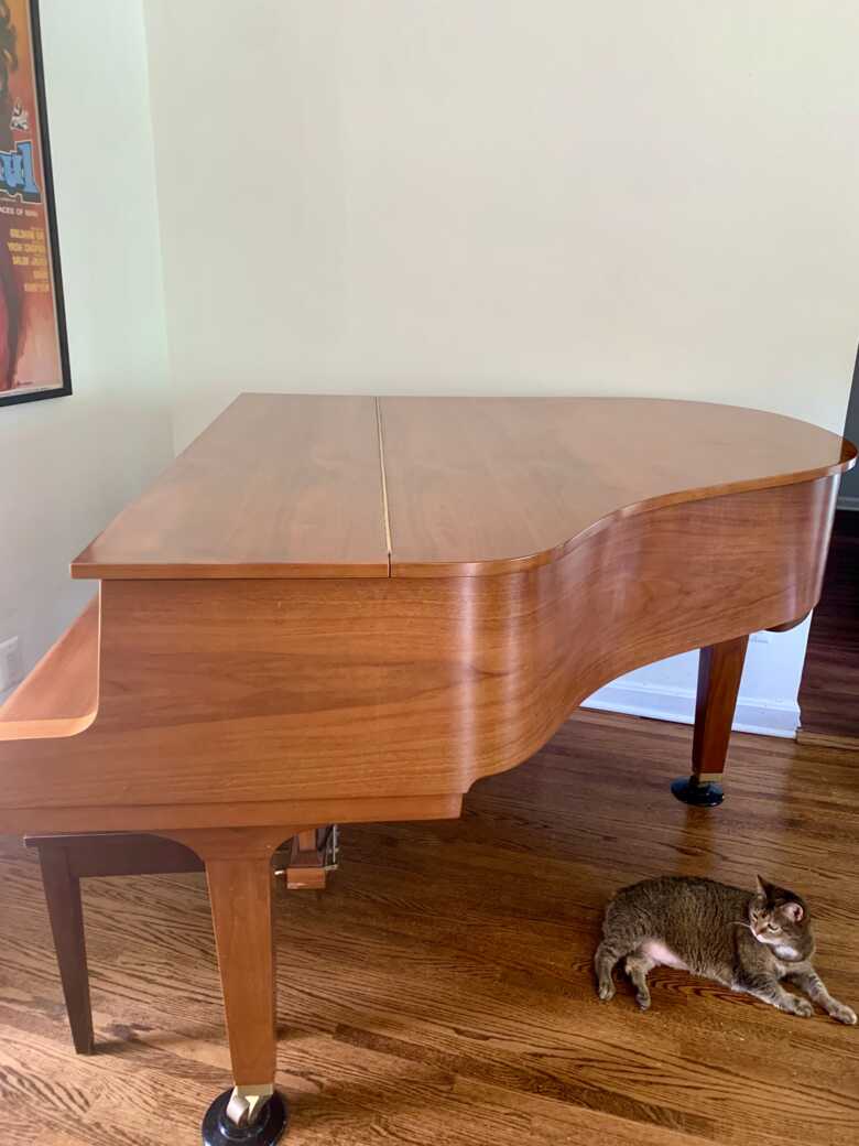 Yamaha G1 Baby Grand piano excellent condition for sale.