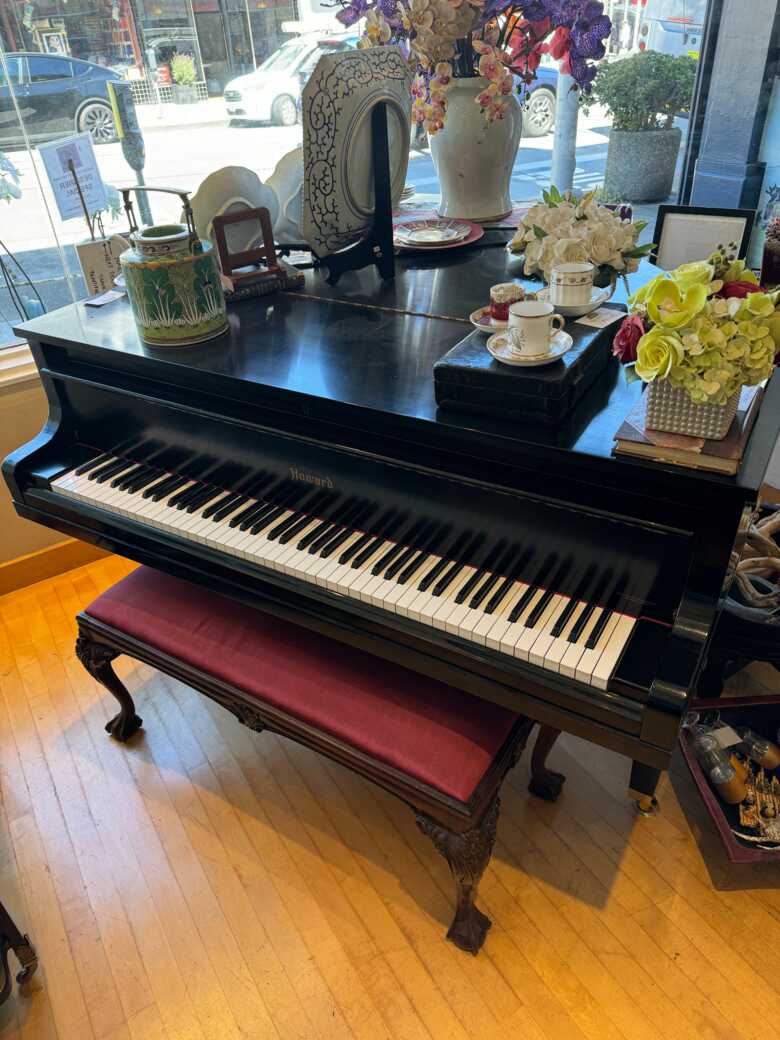 Kawai Baby Grand Piano made for Baldwin by Howard 