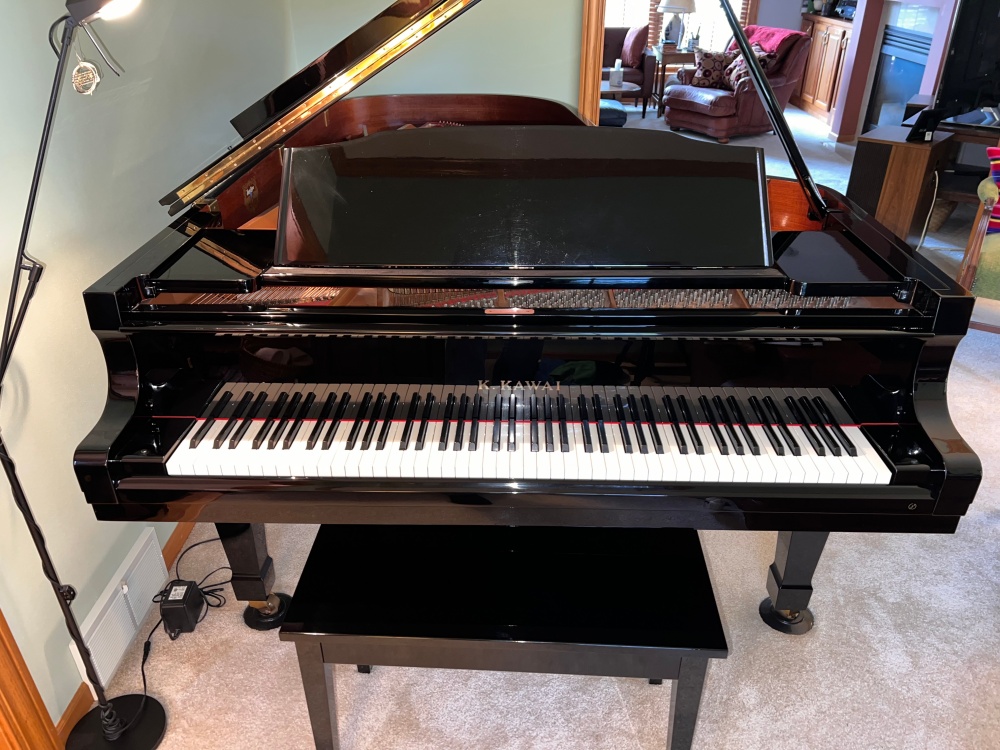 K. Kawai GS-70 Grand Piano 