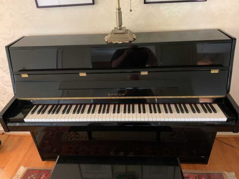 Samick Console Piano for Sale